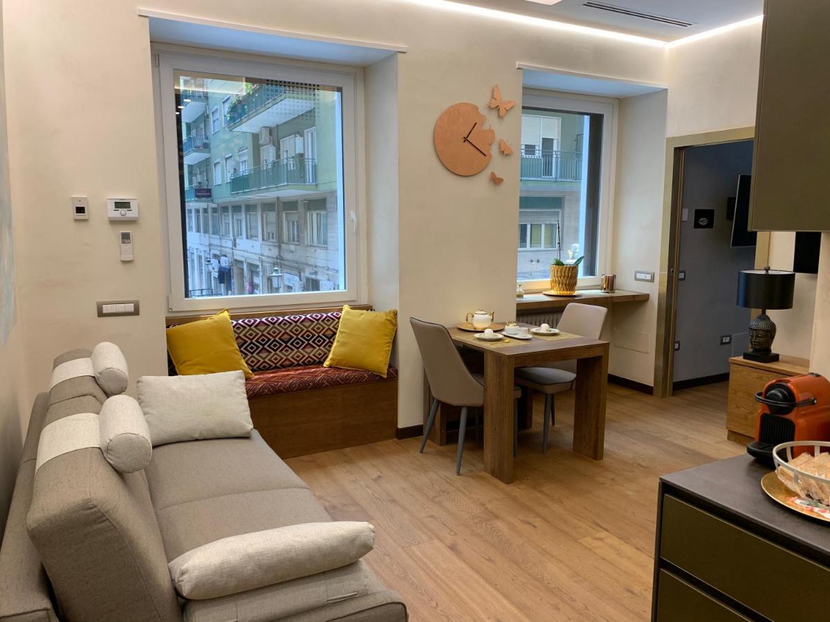 Civico Cinque Home Luxury Apartment Σαλέρνο Εξωτερικό φωτογραφία
